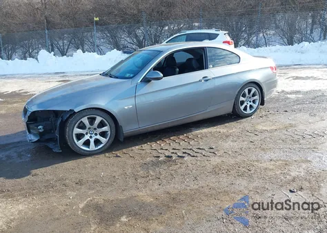 2008 BMW 328Xi из США, поврежденный, VIN WBAWV535X8P079029